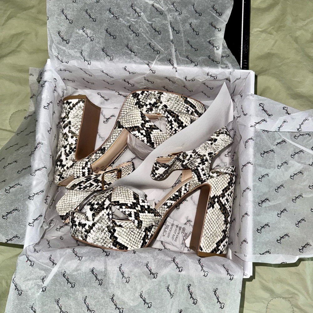 Qupid Snakeskin Block Heel Sandals